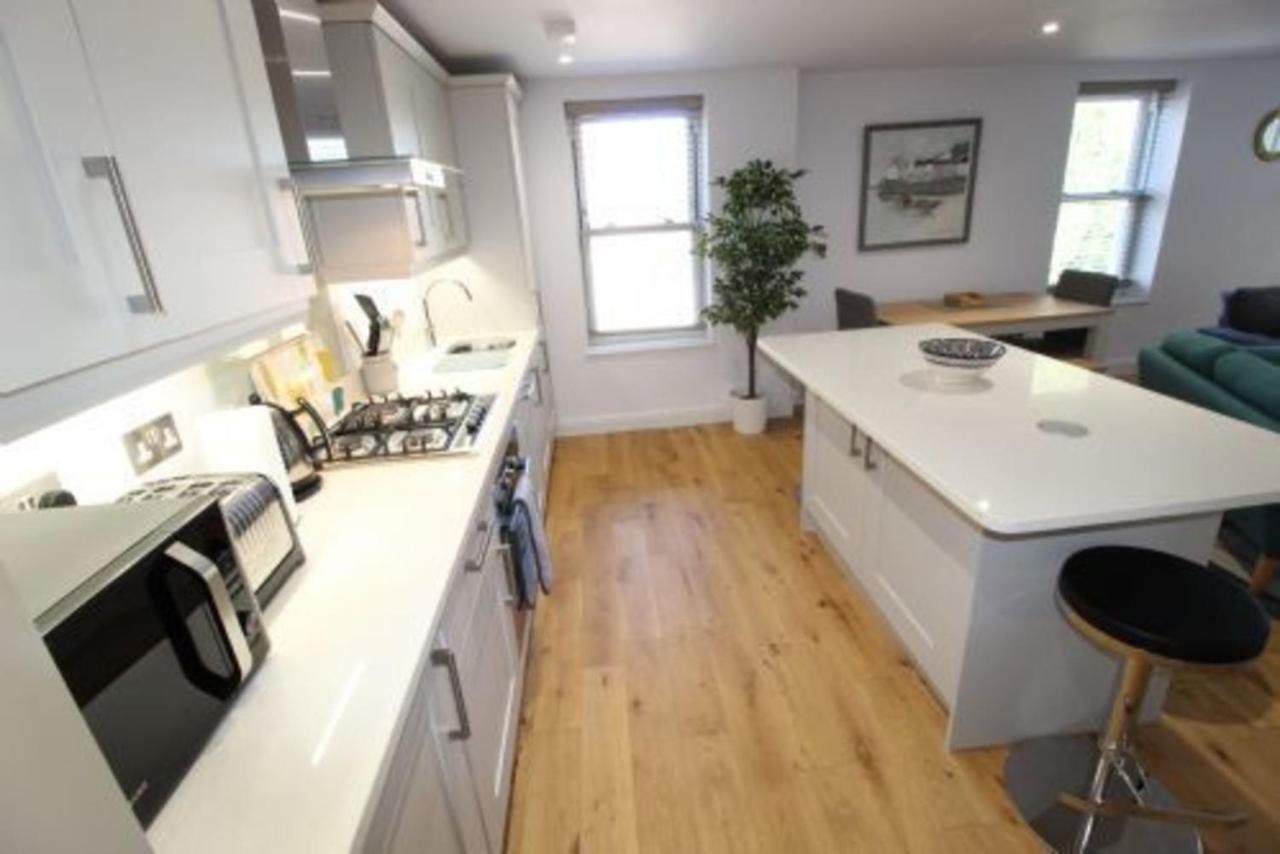 Middle Chine - 2 Bedroom Holiday Home Bournemouth Ngoại thất bức ảnh